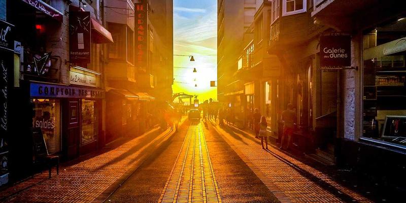 深圳国威达：以精密加工赋能AGV/AMR，打造抗振动、长寿命的电源与信号连接核心方案